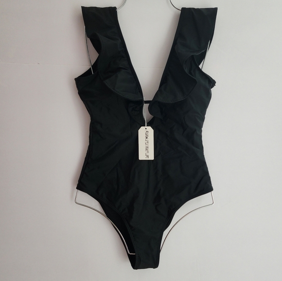 Sporlike Other - M Nwt Medium Black Ruffled One-piece Swimsuit